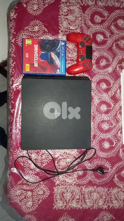PS4 USED + controller + game