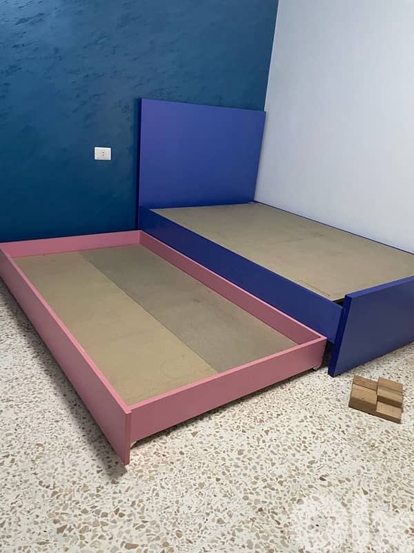 تخت مفرد ونص جارور جديدة من المعمل بافضل الاسعار 1