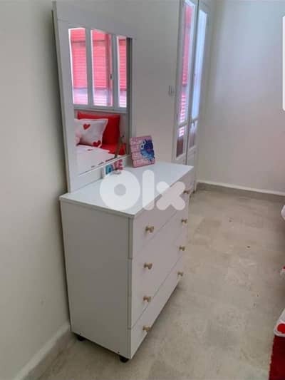 شفنيرة مع مراية جديدة من المعمل بافضل الاسعار