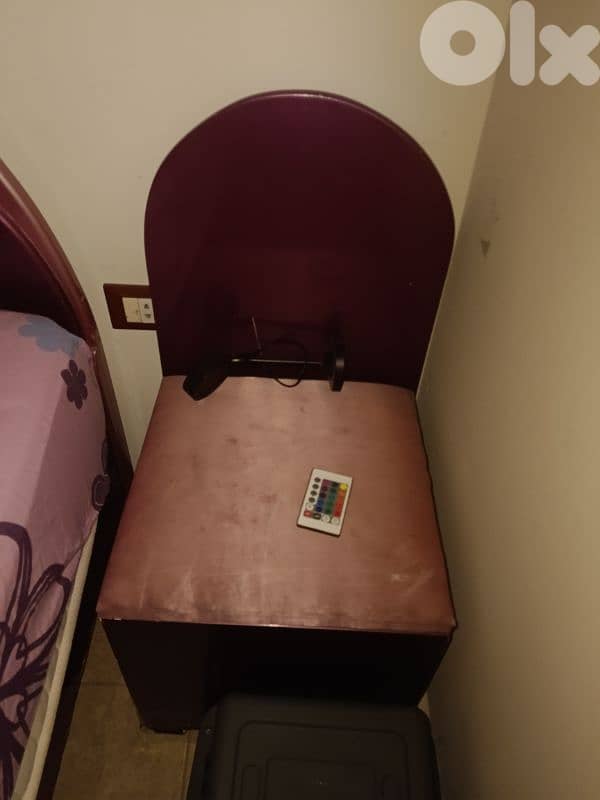 غرفة نوم كاملة للبيع بدون فرش 4