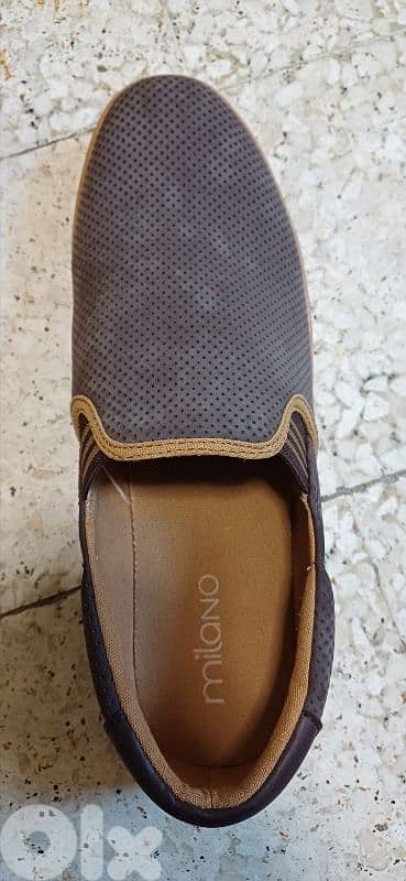 Milano Shoes 43 (20$) 2