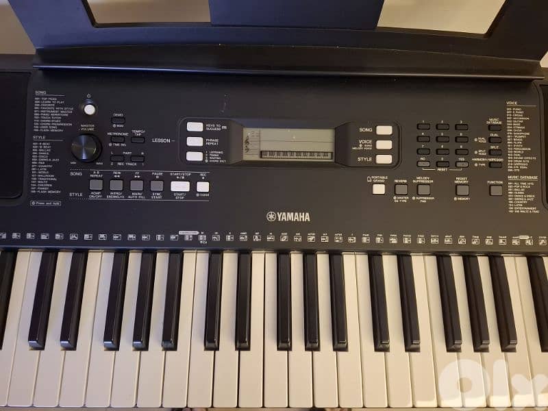 Yamaha PSR-E373 61-Keys Portable Keyboard  اورغ شرقي غربي جديد new 1