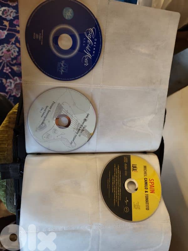 85 original cd's,music,with original vintage bag 15