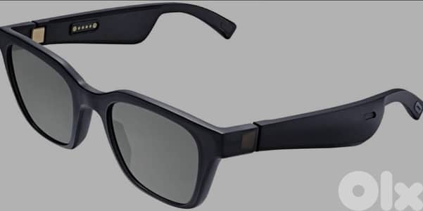 Rayban sunglasses with built in bose speakers