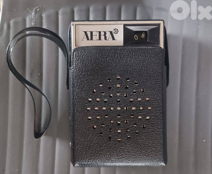 راديو صغير الماني موجة AM شبه جديد بضاعة اوروبية 1