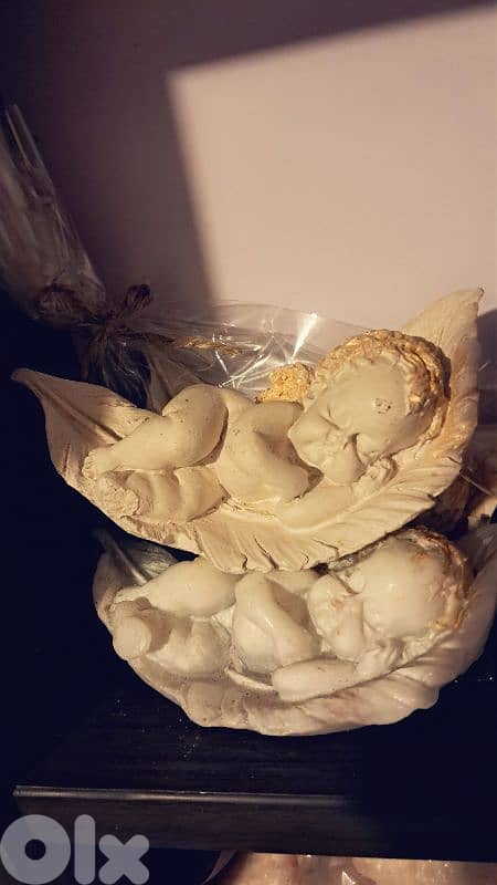 اول الاءجنحة 16