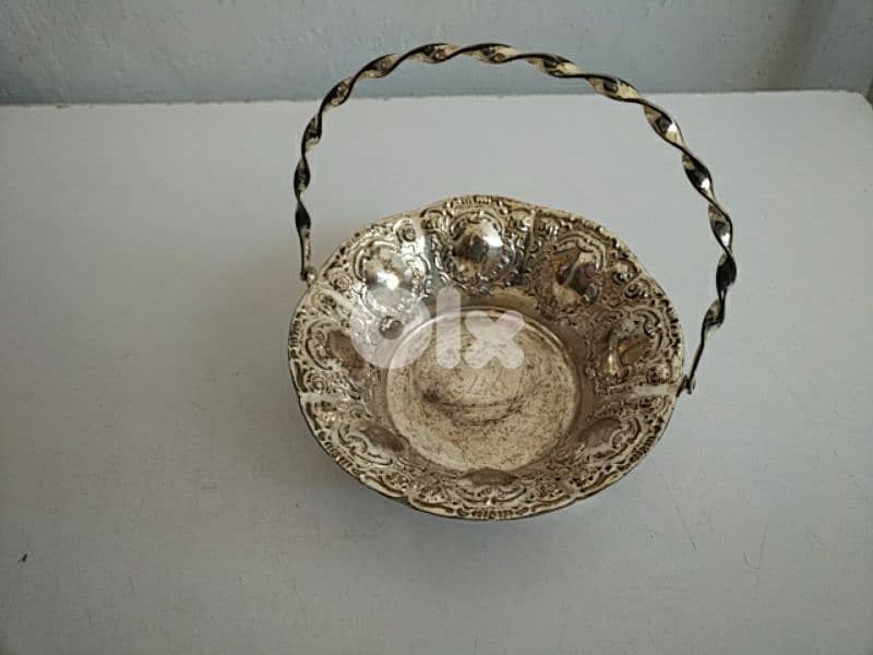 Old candy basket - Not Negotiable More than 30 years old 0