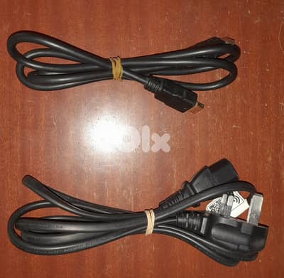 PS4 Pro 1TB - Very good condition - Cleaned - With controller