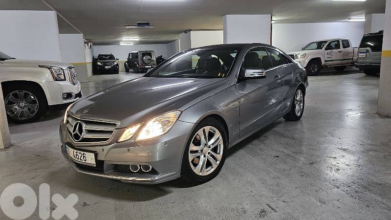 Mercedes-Benz E-Class 2011 0
