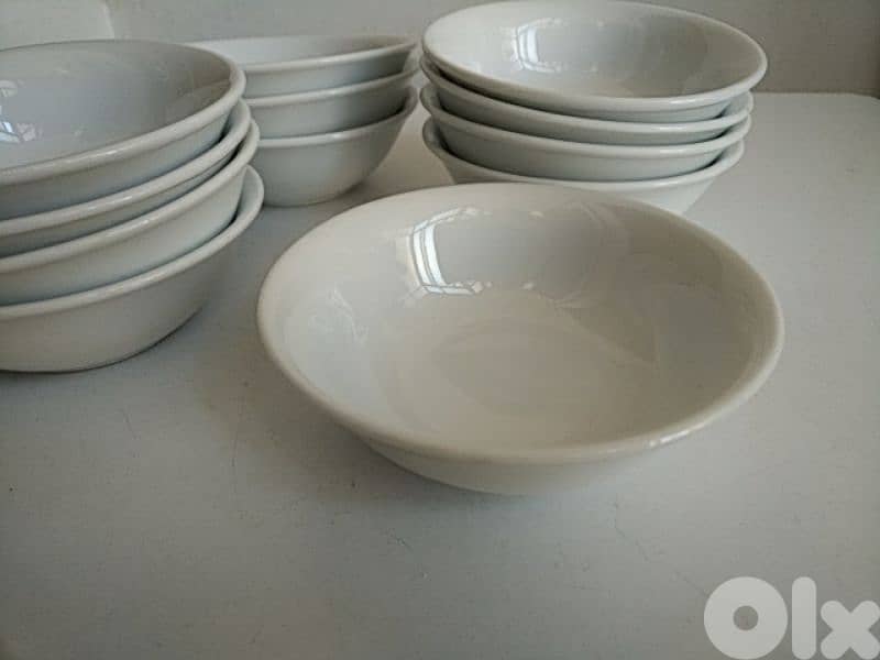 Set of 12 white porcelain cups - Not Negotiable 0