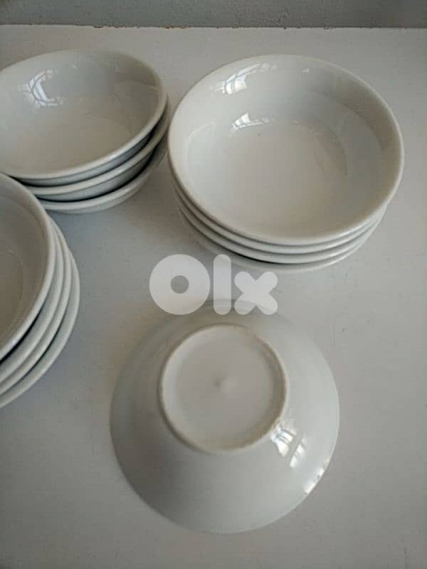 Set of 12 white porcelain cups - Not Negotiable 2