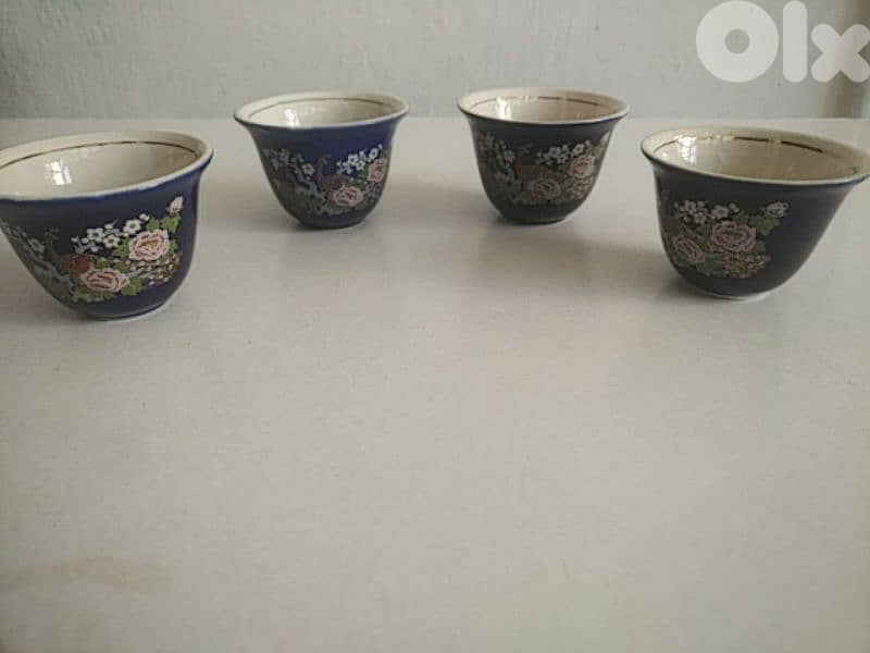 Vintage coffee cups (4 pieces) - Not Negotiable 1