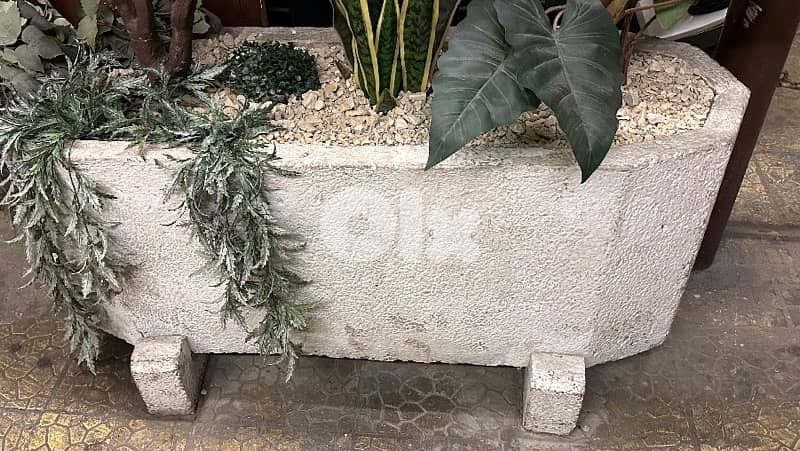 plant pot حوض نباتqty 2 0