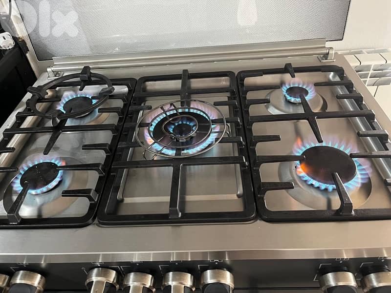 غاز اسود وفضي 4