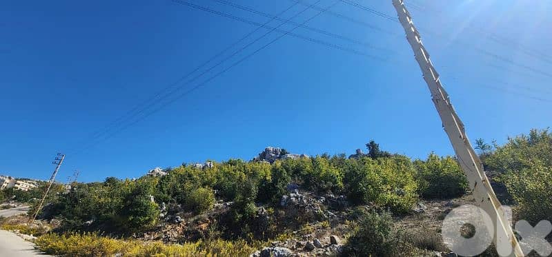 Prime land in Achkout for Sale - أرض للبيع في منطقة عشقوت 1