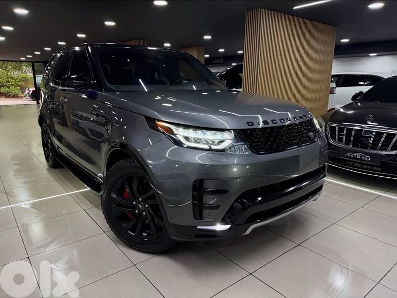 2018 Land Rover Discovery HSE Luxury (CLEANCARFAX) 0