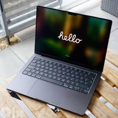 macbook air m4 512gb like new with box