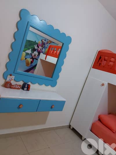 غرفة نوم كاملة للأطفال للبيع