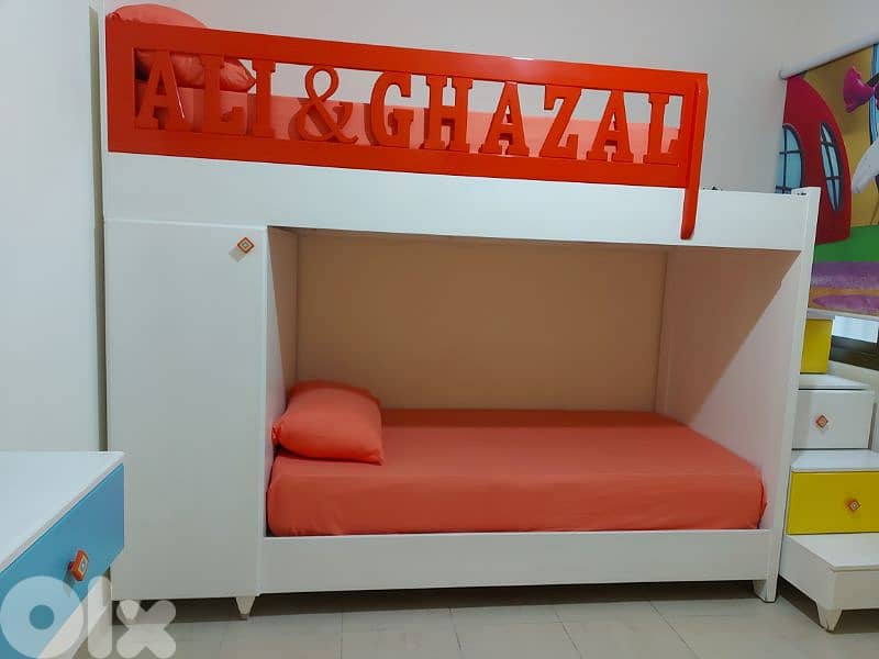 غرفة نوم كاملة للأطفال للبيع 1
