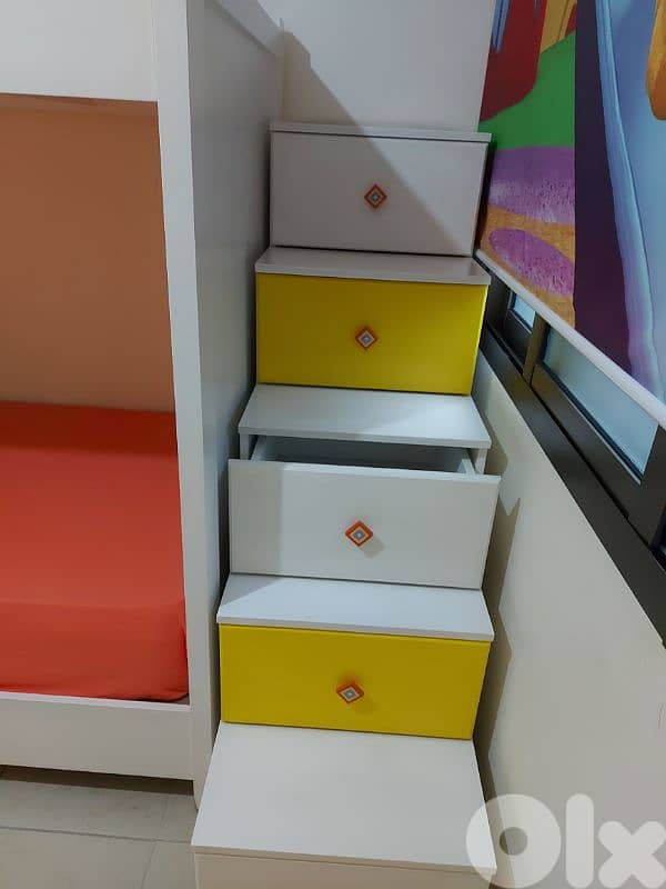 غرفة نوم كاملة للأطفال للبيع 2