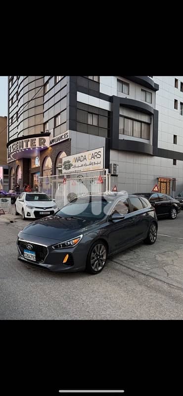Hyundai Elantra GT 2018 0