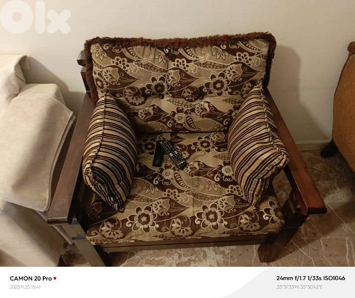 اوضة قعدة مع صندوق ٤قطع 0