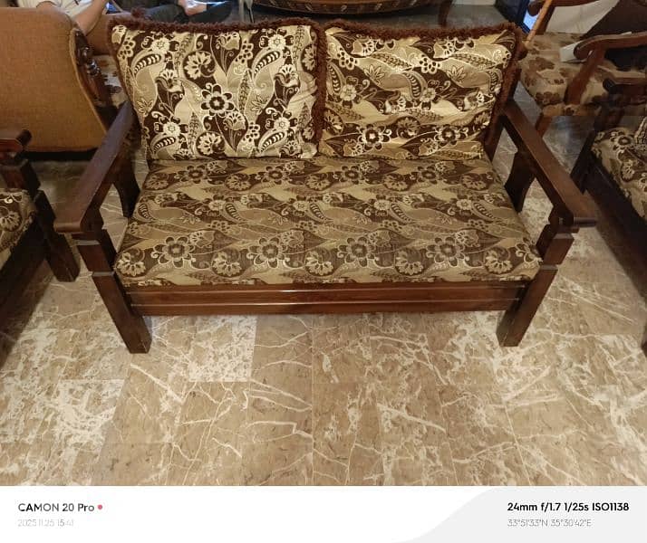 اوضة قعدة مع صندوق ٤قطع 1