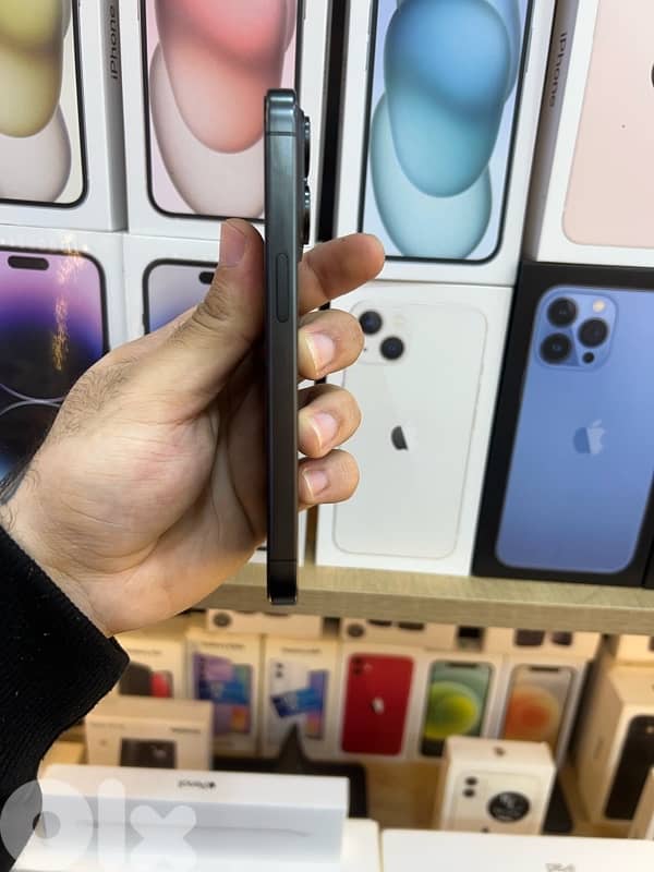 Iphone 15 Pro 128GB - 100% Battery Health 2