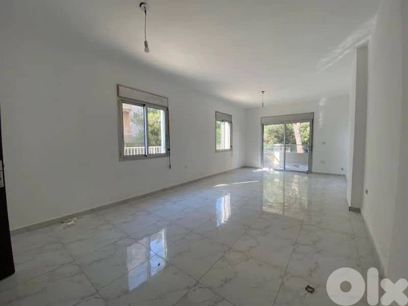 spacious apartment for sale in bchamoun, aley / بشامون، عاليه 0