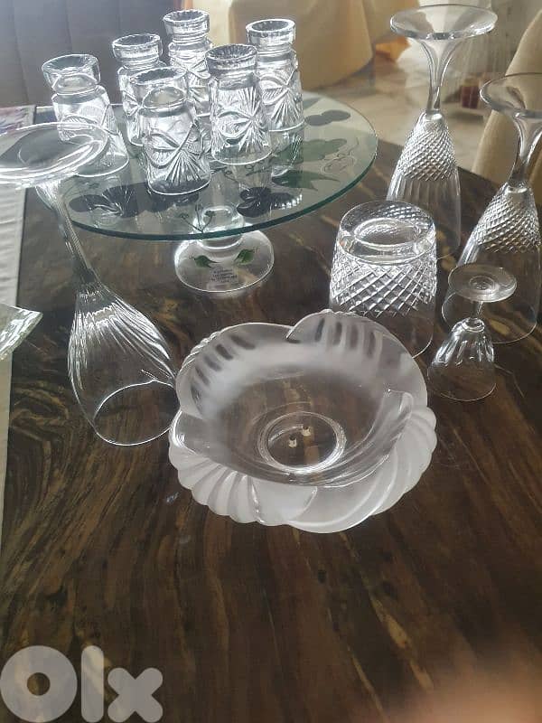 Noritake Dinner Set, French Crystal Glasses Set & high-end Silverware. 1