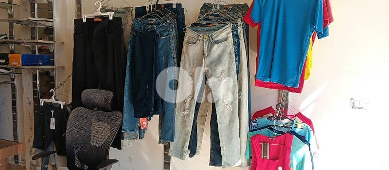 تصفية محل كامل بضاعة جديدة 10