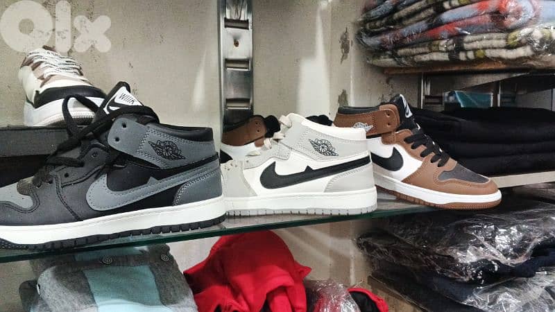 تصفية محل كامل بضاعة جديدة 19