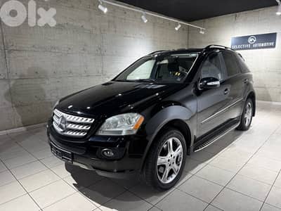 Mercedes-Benz ML-350 AMG super clean