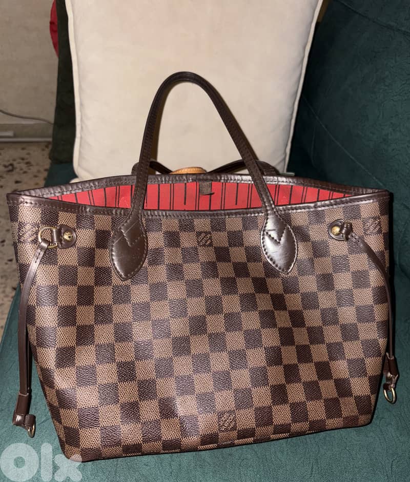 Authentic LOUIS VUITTON Bag 1