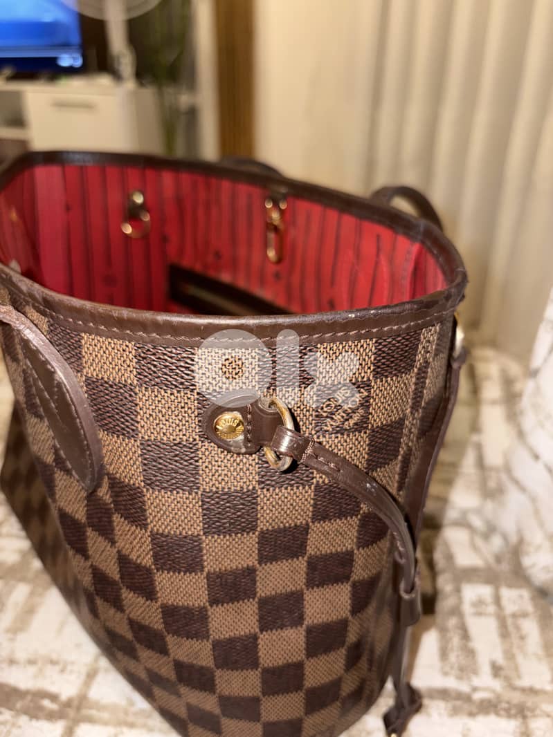 Authentic LOUIS VUITTON Bag 3