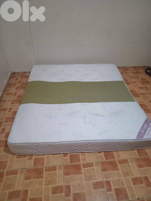 فرشه مجوز كتير نضيفه ماركة فاب السعر ٦٠$ للتواصل ٧٠٨٩٧٥٤٧ 2