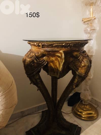 table resin decoration