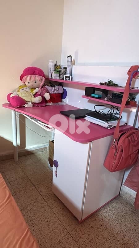 غرفة نوم كاملة شبه جديدة – سعر مميز 0