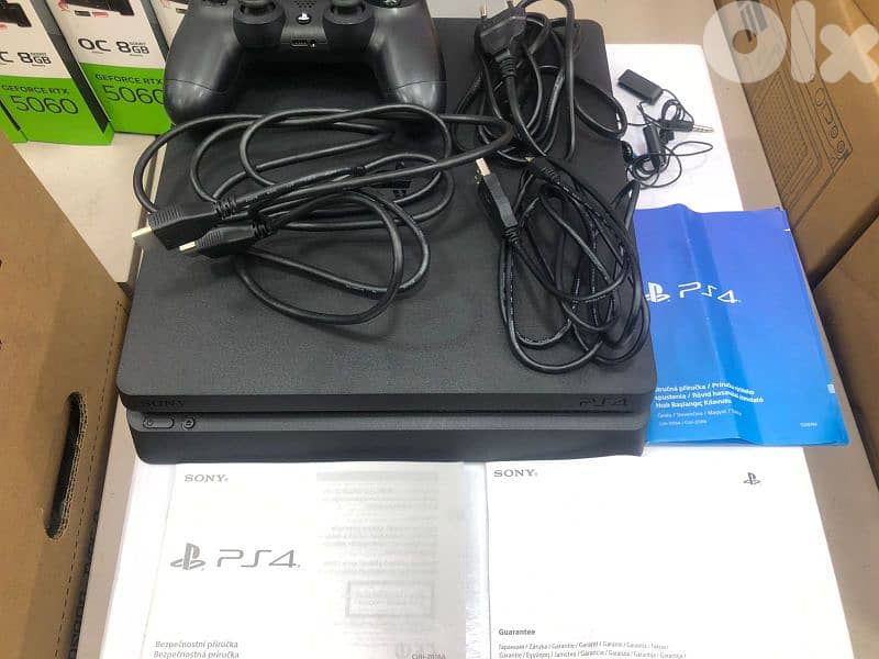 ps4 slim motel el jdede ma3o Maske asleyeh wel 3elbe لسعر قابل للتفاوض 5