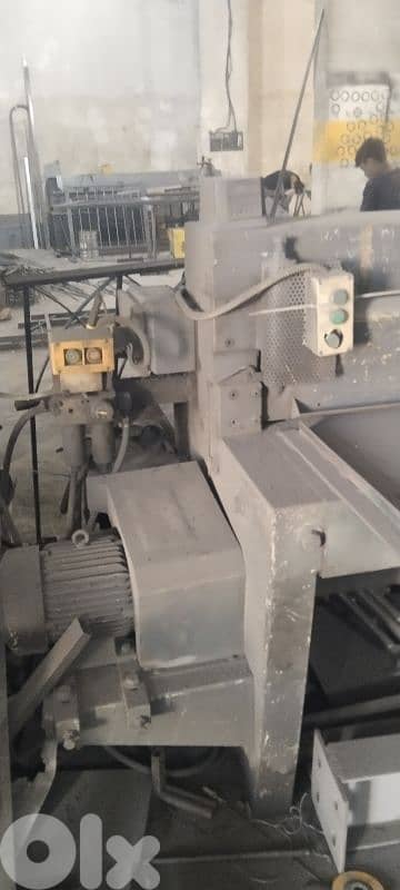 مقص حديد ألماني شغال مئه بل مئه 1