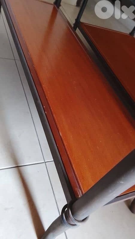 طاوله تلفزيون وطاوله كبيره مع ٢ صغار خشب ارز 3