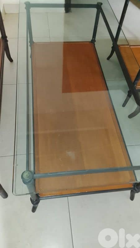 طاوله تلفزيون وطاوله كبيره مع ٢ صغار خشب ارز 5