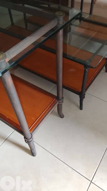 طاوله تلفزيون وطاوله كبيره مع ٢ صغار خشب ارز 7