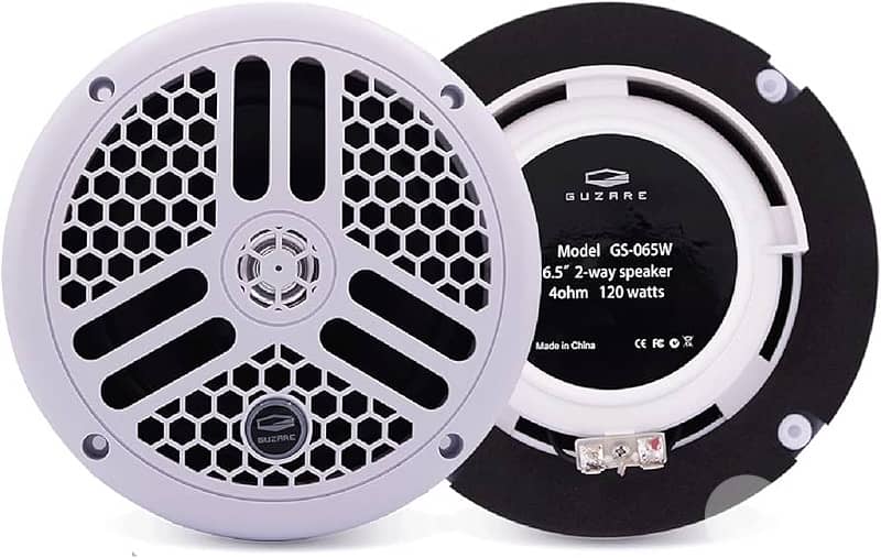 marine radio and speakers 3
