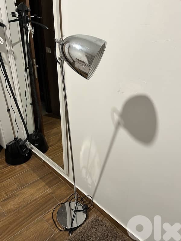 Lampadaire for Sale 3