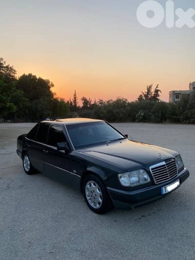 Mercedes-Benz E-Class 1990