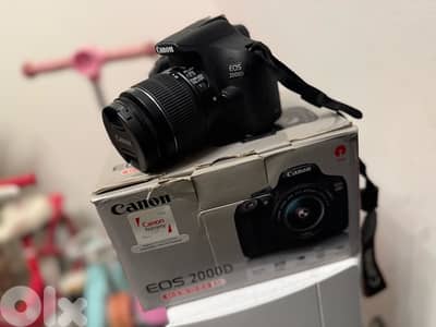 Canon EOS 2000D