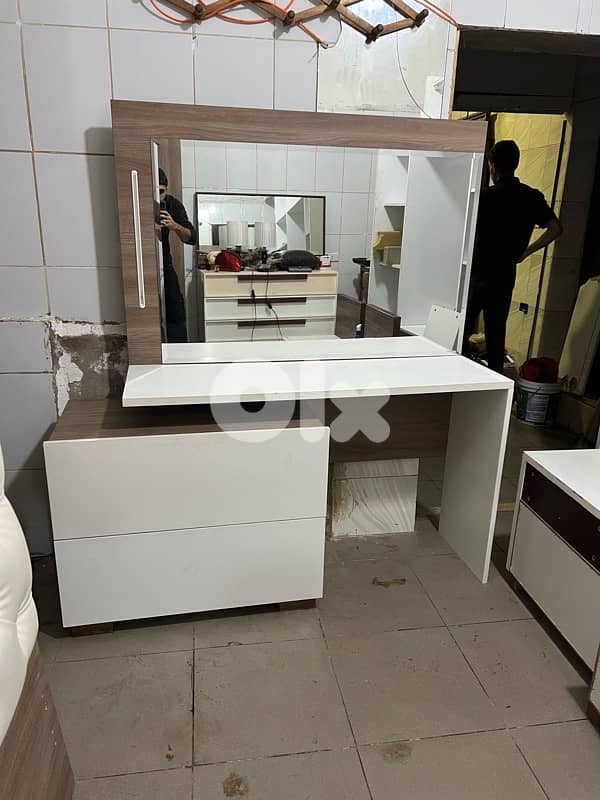 غرفة نوم تركيا عرائسية مستعملة شبه جديدة 4