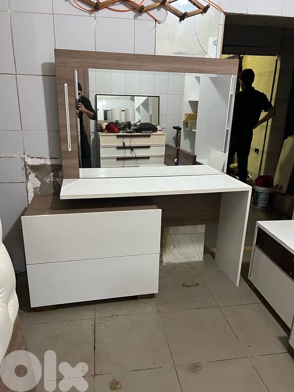 غرفة نوم تركيا عرائسية مستعملة شبه جديدة 5