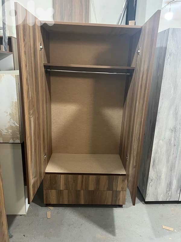 خزانة درفتين جديدة من المعمل 0